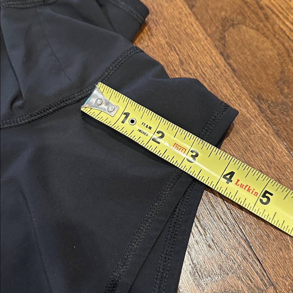 Athleta Mid Rise Run Short - Picture 8 of 9